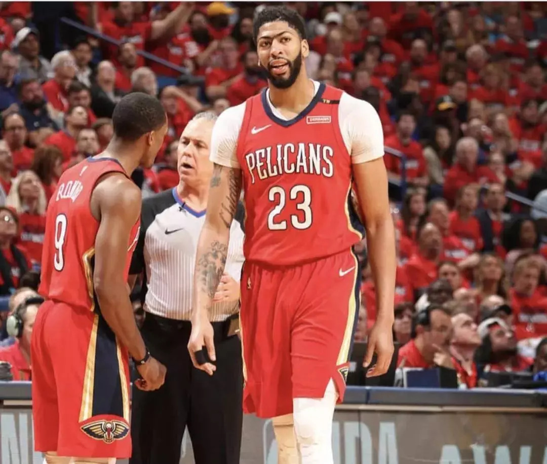 道路上走在 道路上走在