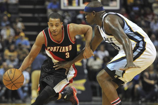 他们通过 他们通过