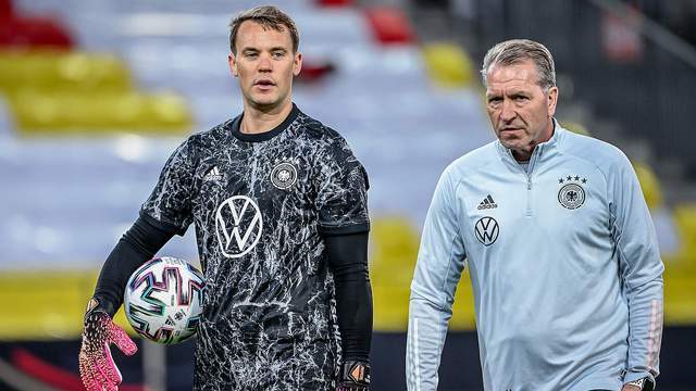 领袖角色不 领袖角色不