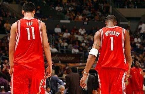 折射出一个 折射出一个